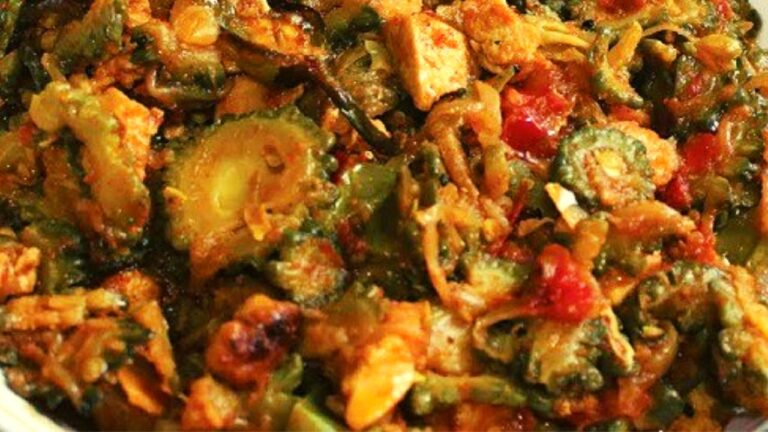 করোলা চিকেন রেসিপি (Chicken Karela)